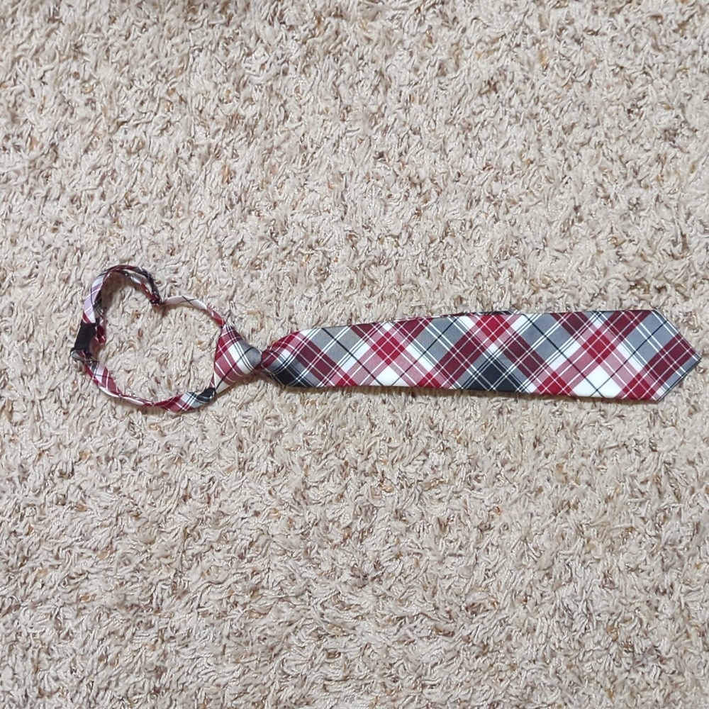 Boys tie
